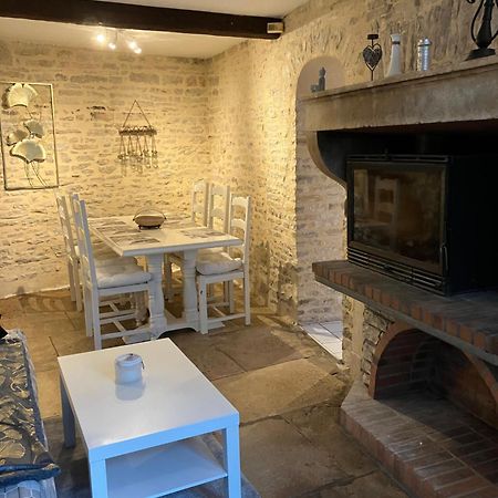 Charmante Maison En Pierres Precy-le-Sec Exterior photo